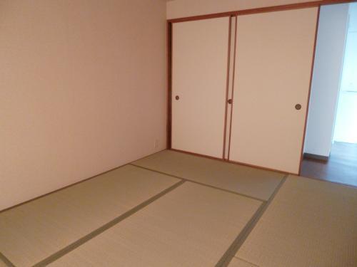 ハイネス東村山