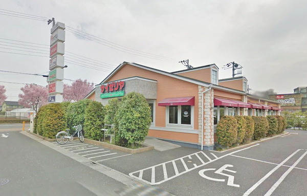 メゾンプレゾン(サイゼリヤ東村山恩多店)