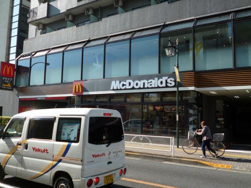 クレスト久米川(マクドナルド)