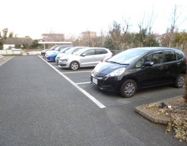 クワトロ・クォーレ(駐車場)