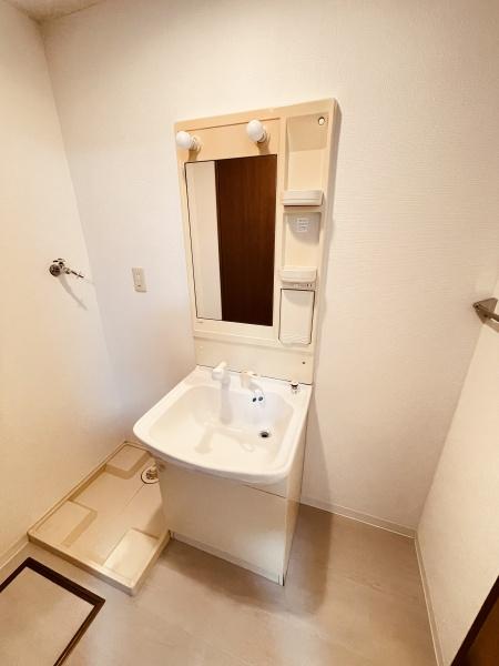 メゾンドコア２番館