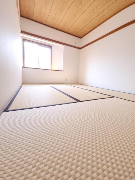 茅ヶ崎市東海岸南５丁目のテラスハウス
