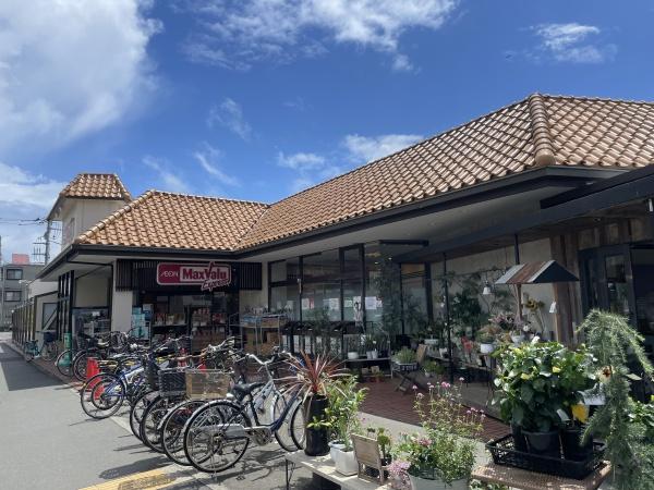 メゾン・ド・ボヌール(マックスバリュエクスプレス茅ヶ崎浜須賀店)