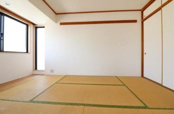 エクレール湘南辻御堂