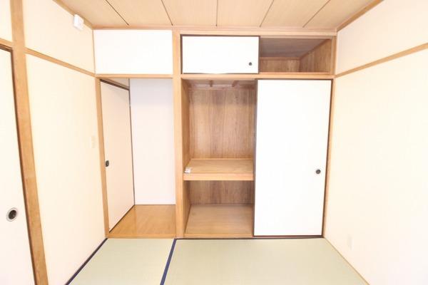 タカツホームズ