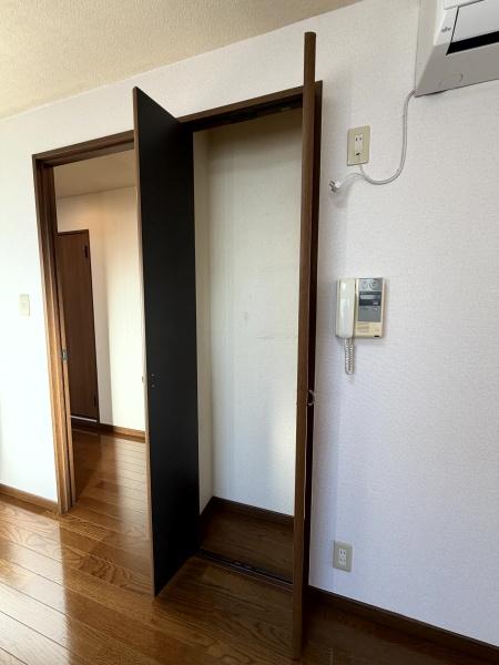 アルベルゴ・カンティーナ