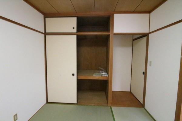 タカツホームズ