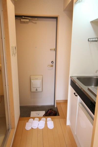 コクコビル羽田(玄関)