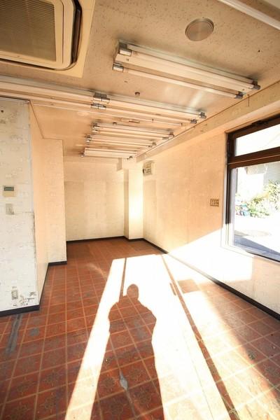 サンハイツ1階店舗