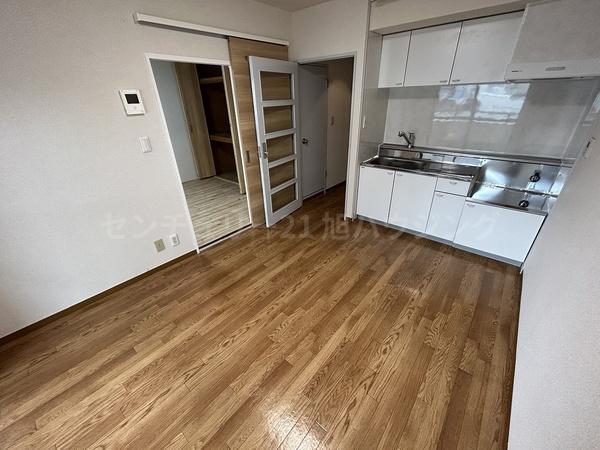 五香屋プラザビル