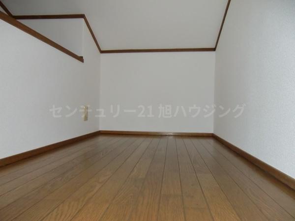 センチュリーハギシマ