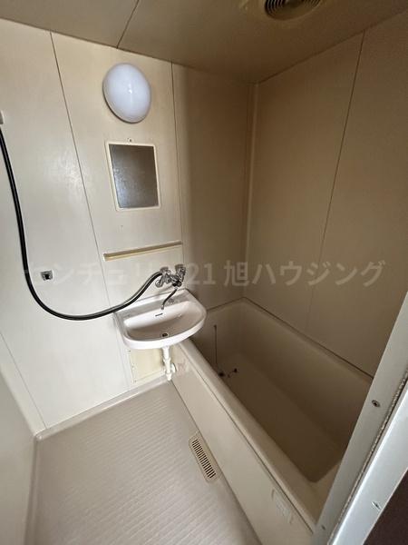 ハイツ拾萬石