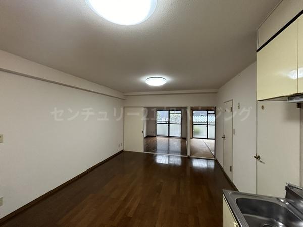 モンターニュ国領