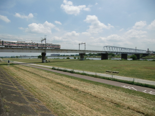ストークコート2(多摩川緑地)