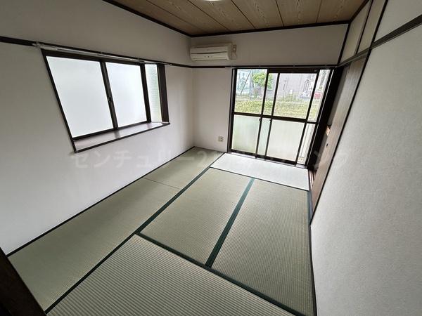 リバーハウス