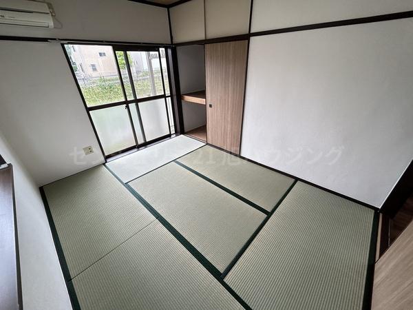 リバーハウス