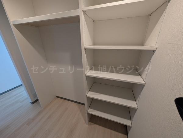 エミナンスチノ