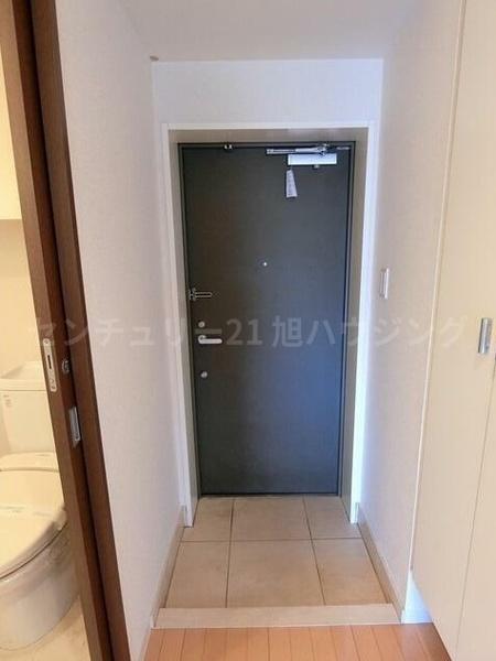 レジディア調布(玄関)