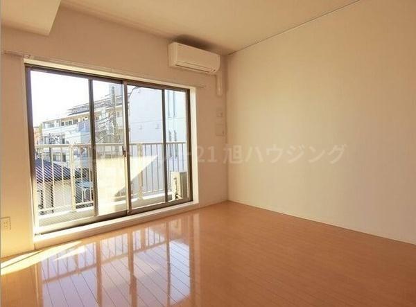 レジディア調布(リビング)