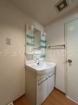 五香屋プラザビル