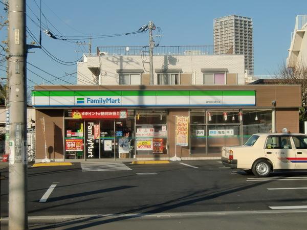 第二エステートオギモト(ファミリーマート調布品川通り店)