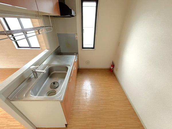 フローラC(キッチン)