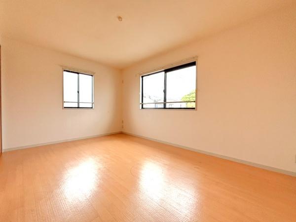 フローラC(寝室)