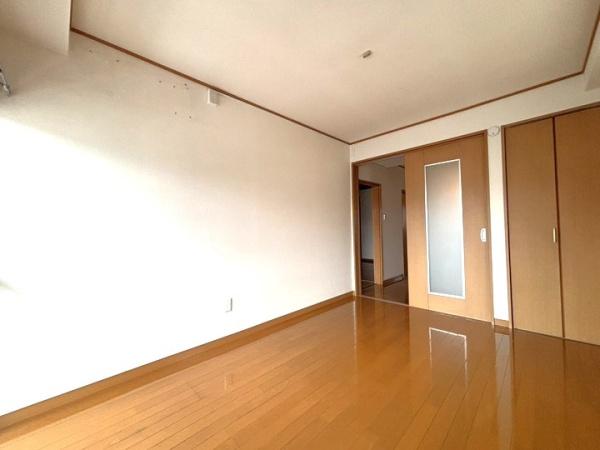 春日部市南３丁目のマンション