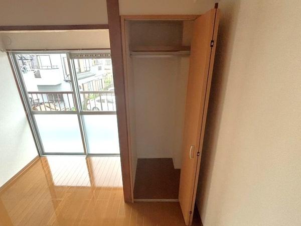 春日部市南３丁目のマンション