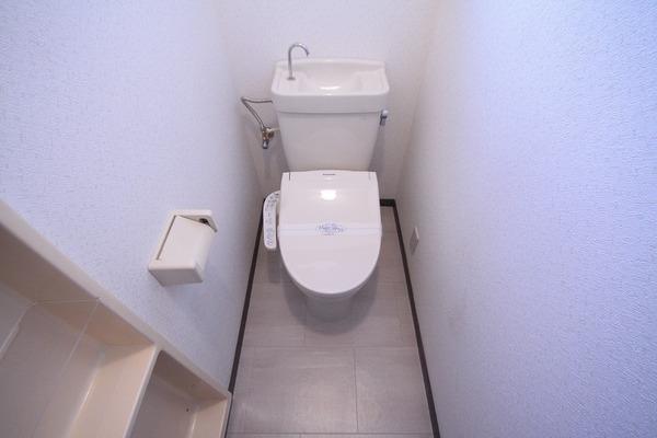 センチュリーハイツ本田町