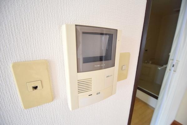 ルミエートＥ