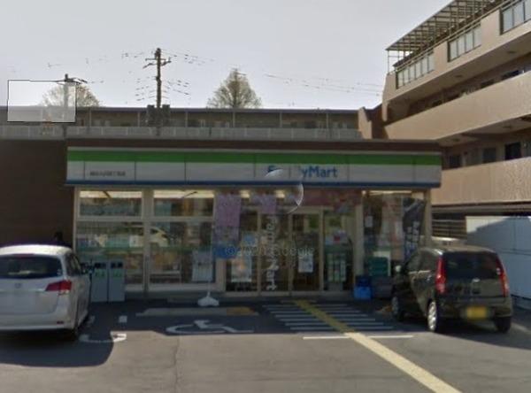 シティハイム南越谷コーポ(ファミリーマート越谷大沢四丁目店)