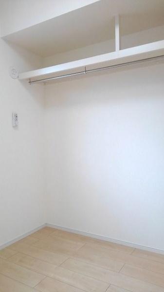 イセソラージュ　Ｄ