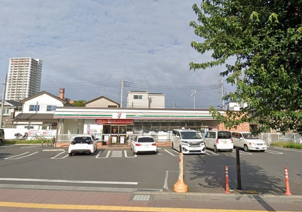 ヴェルドミール４(セブン-イレブン春日部公園橋通り店)