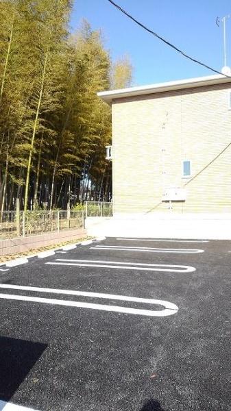 ラ・ルーチェ　ユ　ユ