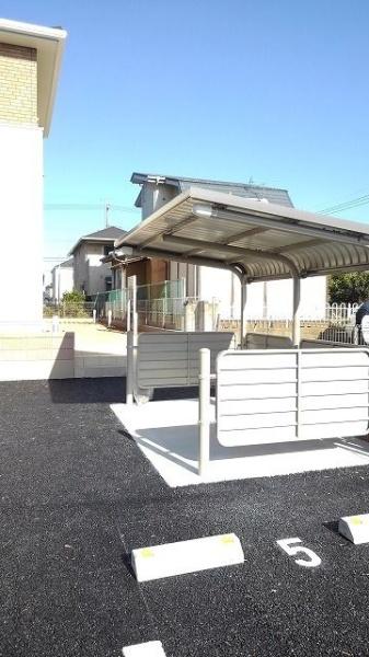 ラ・ルーチェ　ユ　ユ