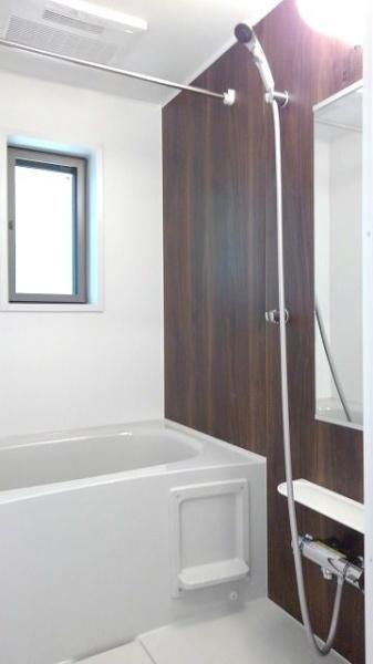 ラ・ルーチェ　ユ　ユ