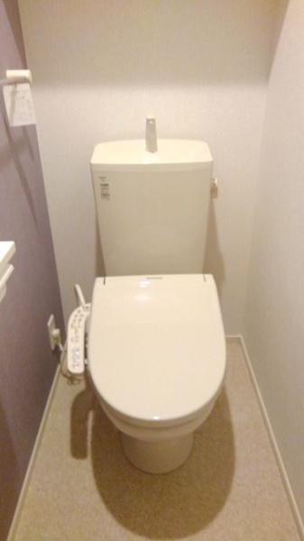 ラ・ルーチェ　ユ　ユ