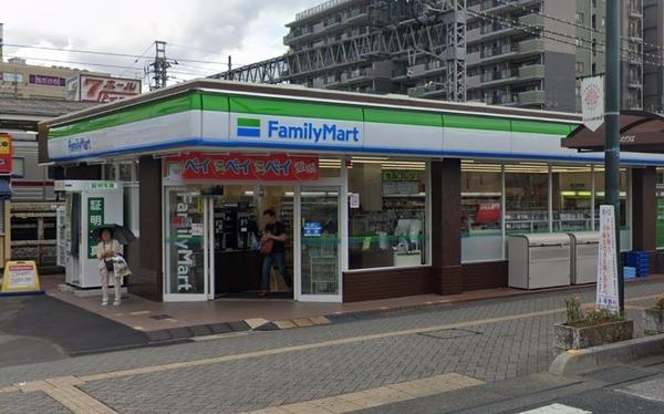 グランテソール(ファミリーマートせんげん台駅前店)