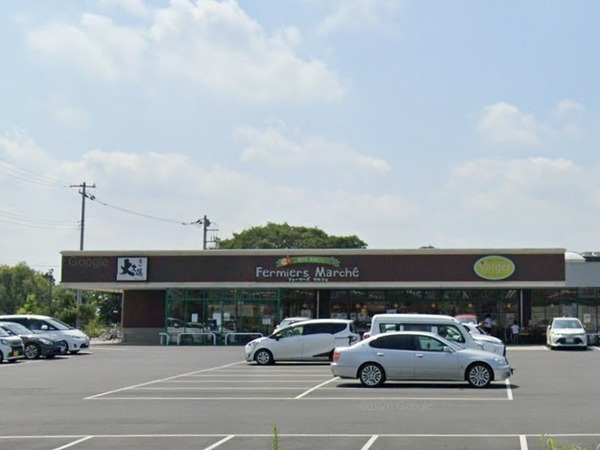 サンリットベルＡ棟(ファーマーズマルシェヴェルジェ越谷店)
