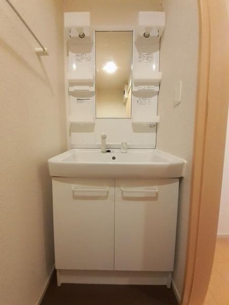 春日部市藤塚のアパート