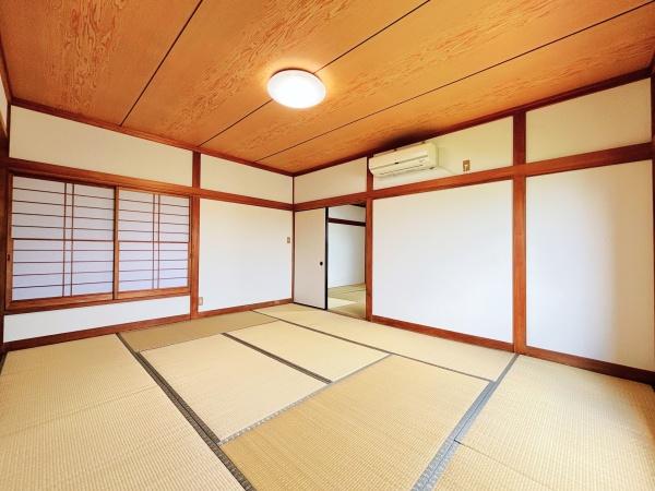 梅田本町貸家