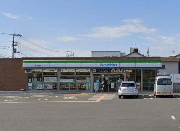 メゾングランドール2(ファミリーマート春日部粕壁店)