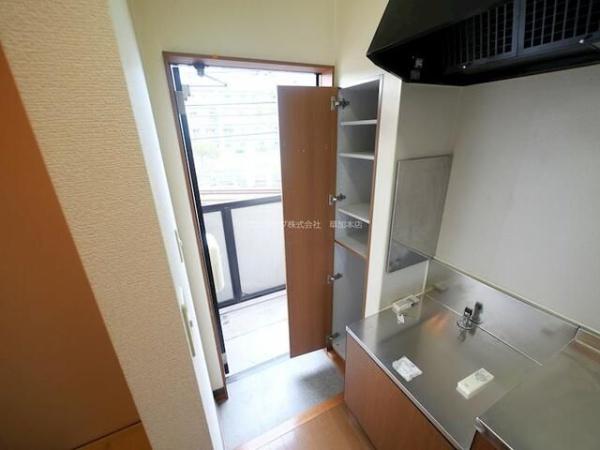 春日部市上蛭田のアパート