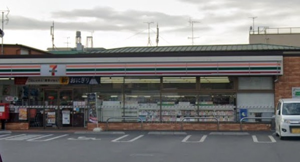 ベルデーアＡ棟(セブン‐イレブン岩槻諏訪店)