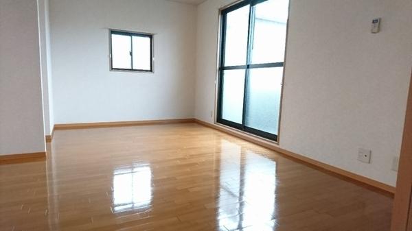 コンフォート嵯峨