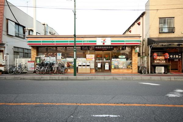 エルヴェ武里(セブンイレブン武里駅西口店)