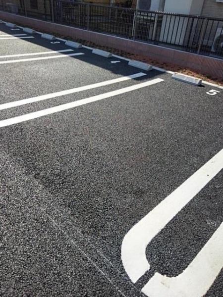 メゾン　フォレスタ