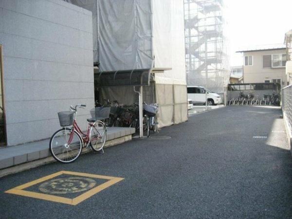 クイーンズパレス春日部