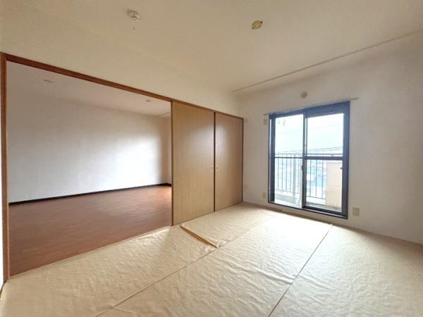 春日部市南３丁目のマンション